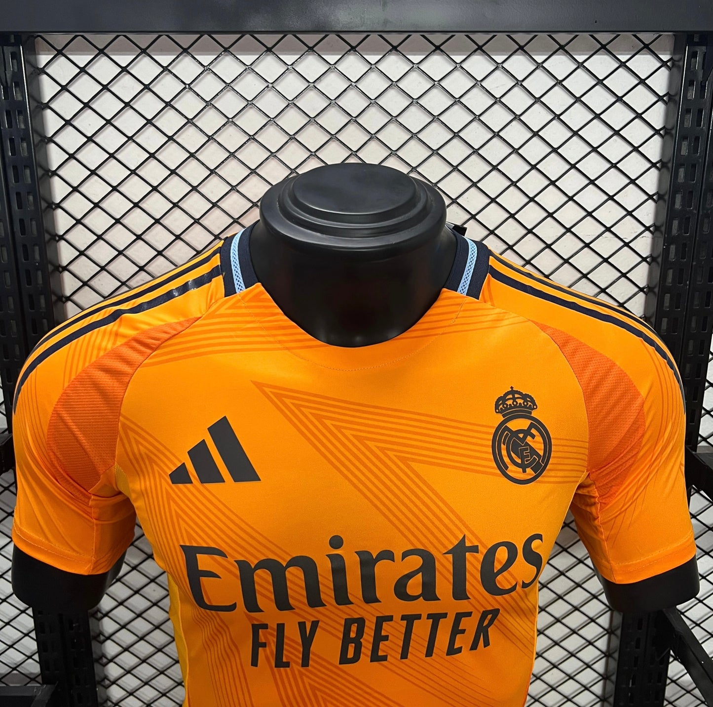 Camiseta Versión Jugador Real Madrid Visita 24/25