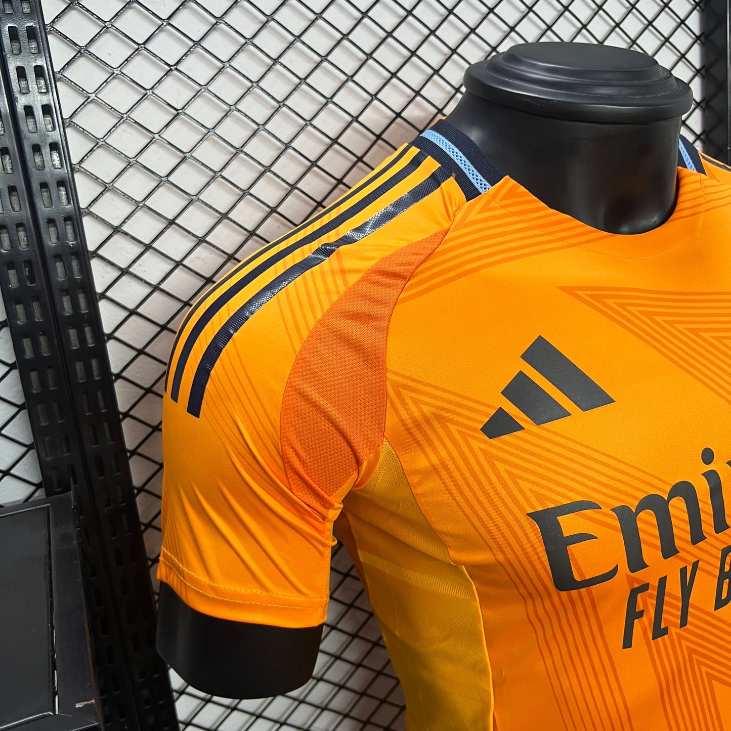 Camiseta Versión Jugador Real Madrid Visita 24/25