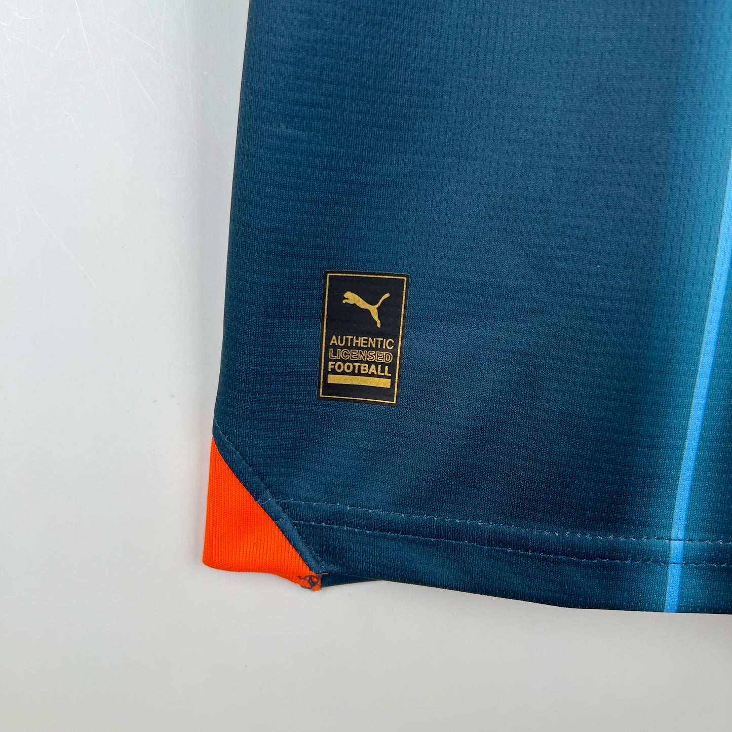 Camiseta Versión Fan Valencia Visita 23/24