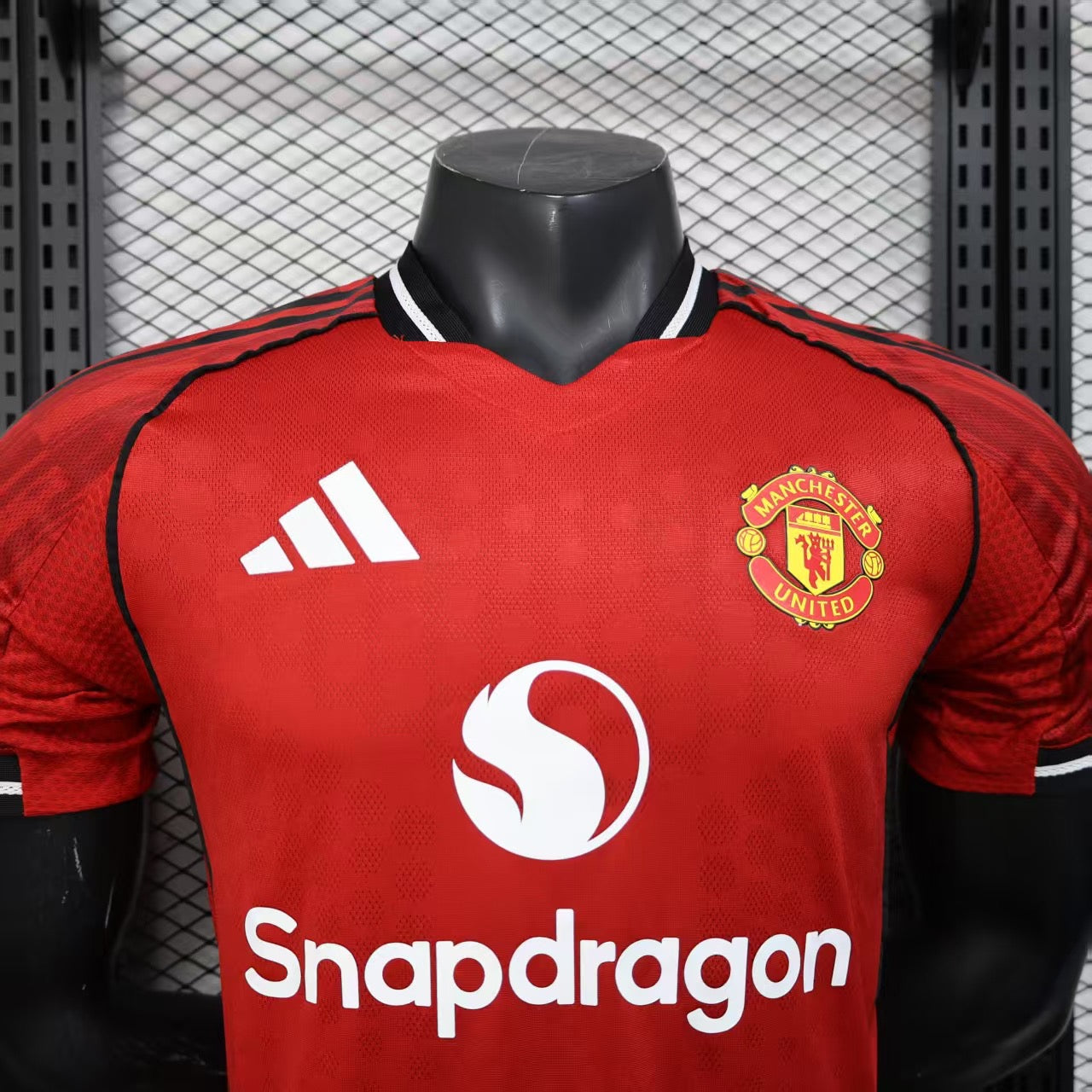 15 Camiseta Versión Jugador Manchester United Local 25/26