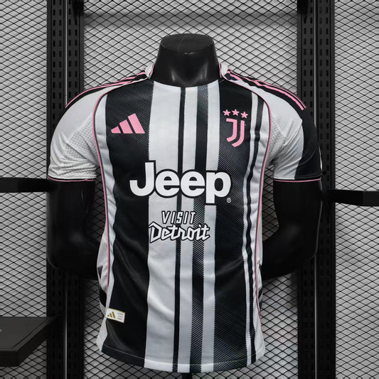 Camiseta Versión Jugador Juventus Local 25/26