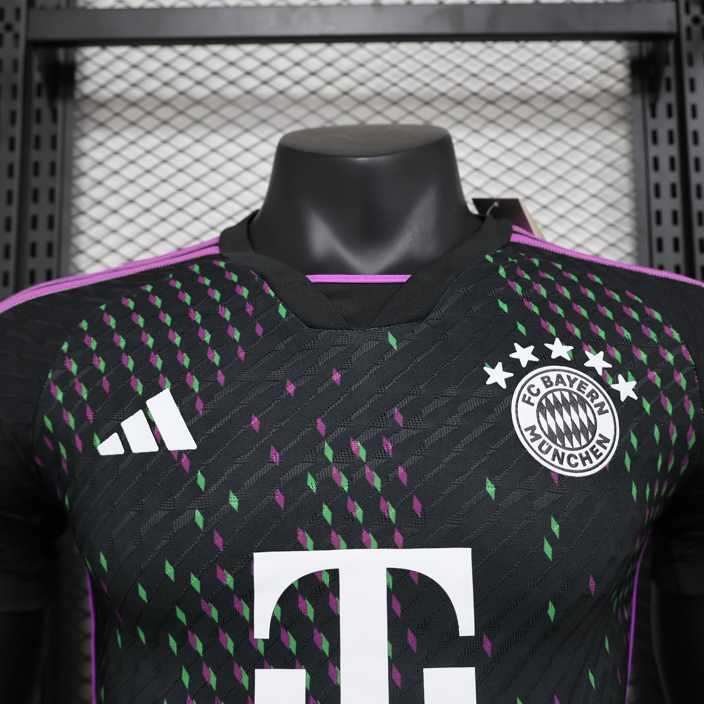 Kit completo Versión Jugador Bayern Munich Visita 23/24