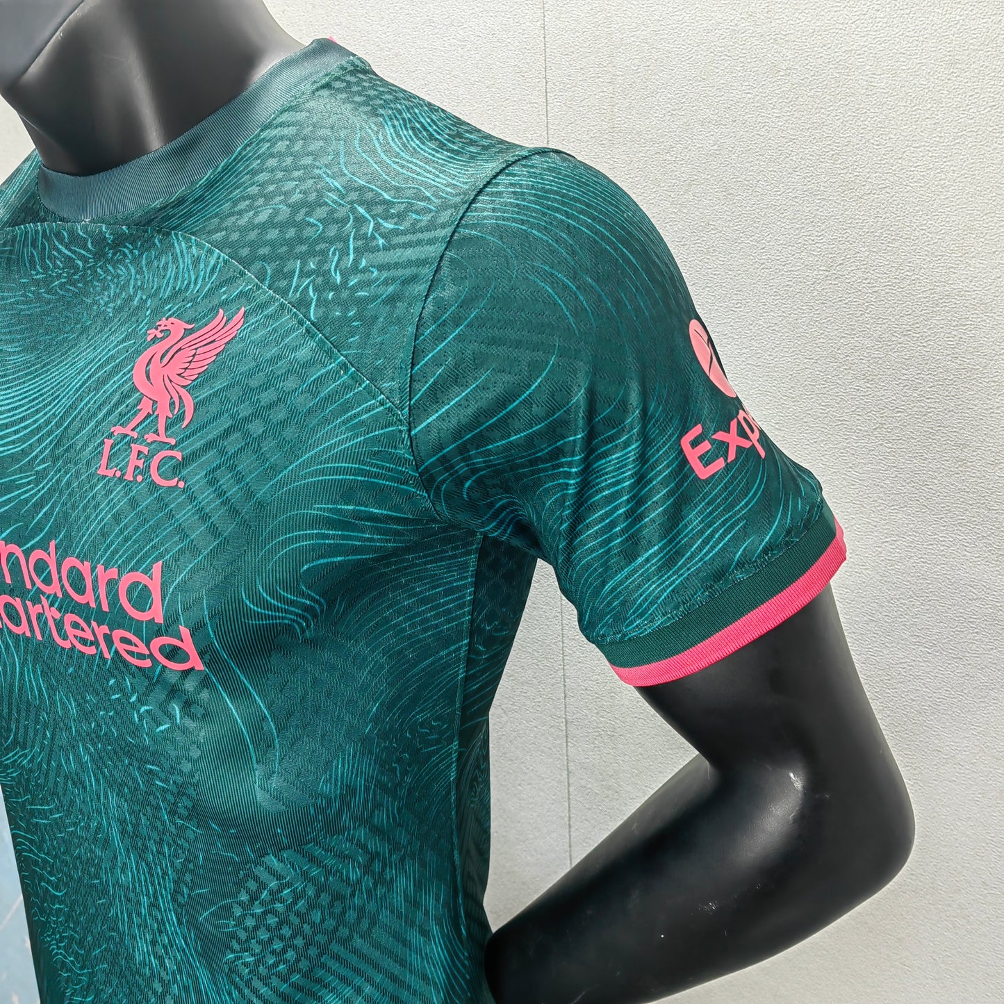 Camiseta Versión Jugador Liverpool Tercera 22/23